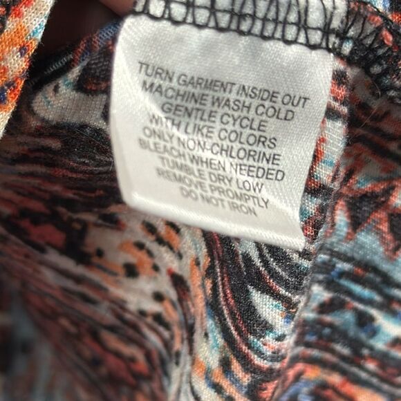 French Laundry Womens  Print Boho Lace Sleeve Tie Front Key Hole Neckline Top - Picture 11 of 14